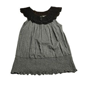 Ric Rac Sleeveless Scoop Neck Crochet Collar Top Grey Black Size Small